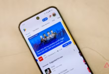 الرف الدائري العلوي في هاتف Pixel 9 Pro داخل متجر Google Play.