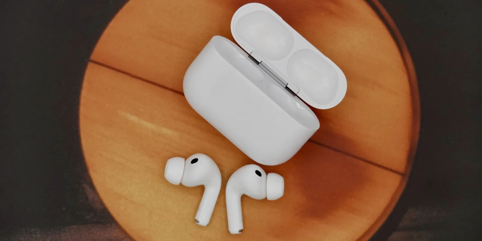 متى ستطلق Apple سماعات AirPods الجديدة؟