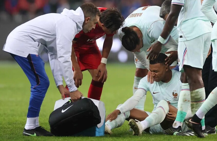 ريال مدريد يعلن تشخيص إصابة مبابي ومدة غيابه