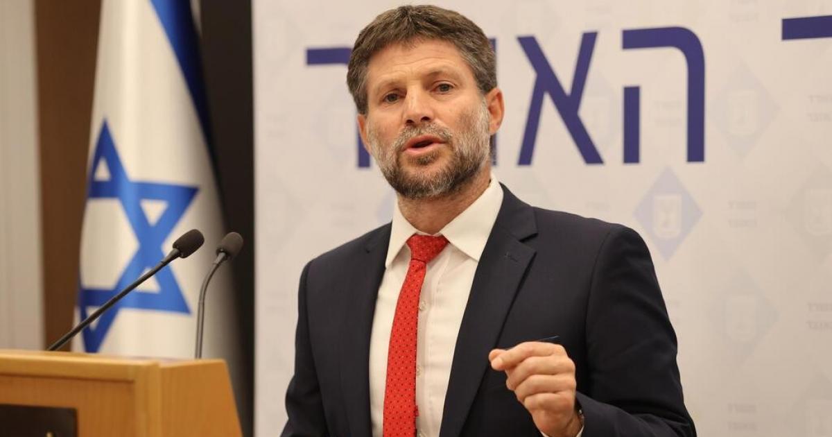 سموتريتش يدعو إلى إبقاء غزة مدمّرة لتهجير سكانها وسلبهم أمل إعادة إعمارها