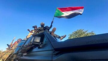 والي شمال دارفور يعلن فتح معسكر بالخرطوم لاستعادة الفاشر وسط حشود عسكرية بجنوب كردفان