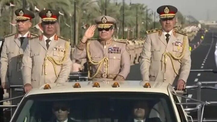 مدبولي يوجه بالحفاظ على أرصدة مطمئنة من السلع الاستراتيجية لمواجهة تداعيات الأوضاع الجيوسياسية