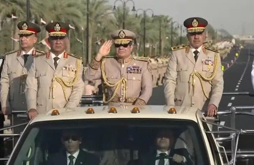 مدبولي يوجه بالحفاظ على أرصدة مطمئنة من السلع الاستراتيجية لمواجهة تداعيات الأوضاع الجيوسياسية