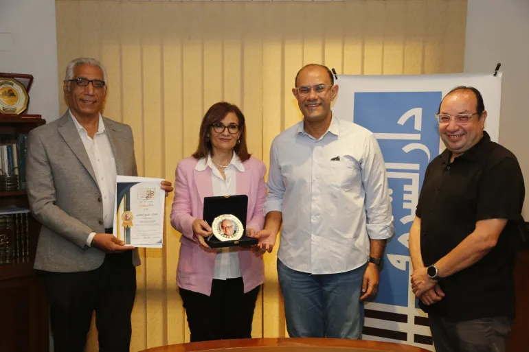 “القتل بدوام كامل” تفوز بجائزة خيري شلبي للعمل الروائي الأول | ثقافة