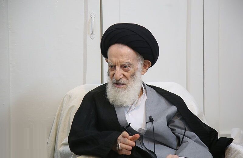 آية الله الشبيري يودع الزنجاني دار فاني