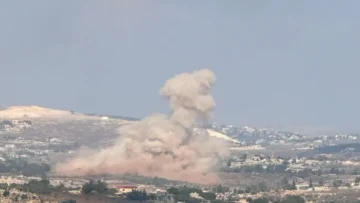 الاحتلال الإسرائيلي نفّذ تفجيراً كبيراً في محيط بلدة الطيبة وقصف مدفعي على المنصوري