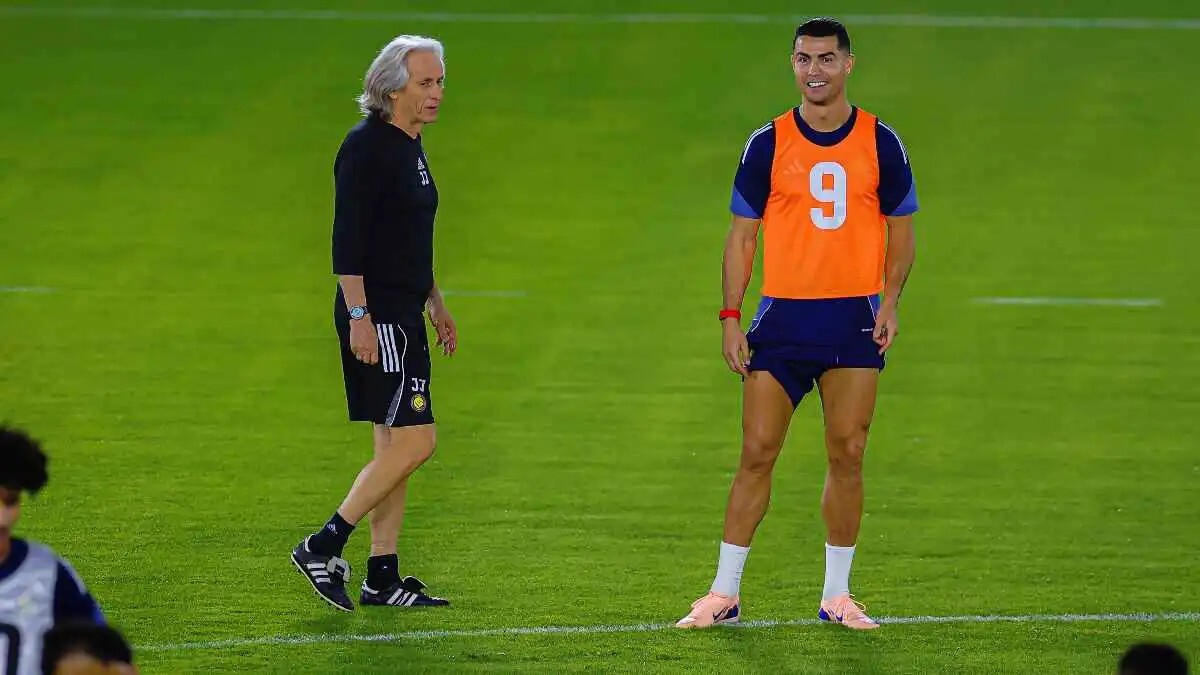 بحضور كريستيانو رونالدو.. قائمة منتخب البرتغال الأولى مع جيسوس