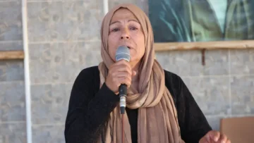 تشييع جثمان الشهيدة روزيف إلى مزار الشهيد رستم جودي