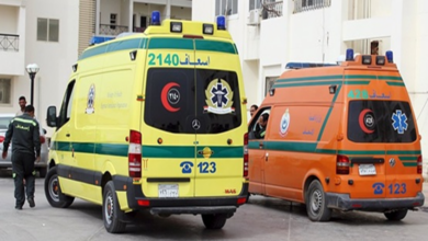 صدمة قاسية.. مسعف مصري يفاجأ بنجله بين ضحايا حادث مروع