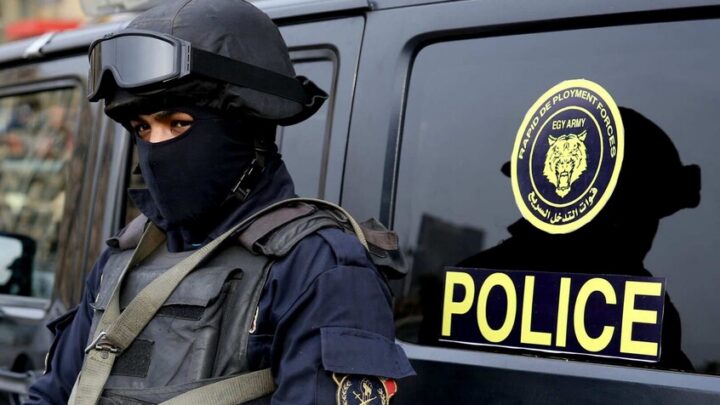 ضبط صانعة محتوى في الإسكندرية لنشرها مقاطع فيديو تتضمن رقصاً وألفاظ