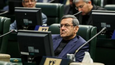 نائب إيراني: أوروبا وأمريكا ستدفعان ثمن تقسيم الأدوار بينهما