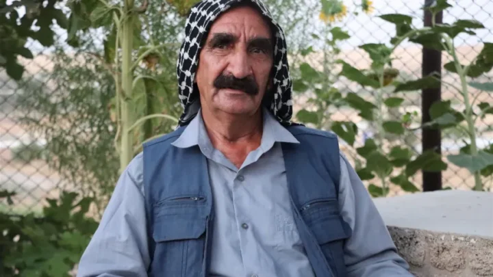 نذير جويل.. سبعيني يحافظ على التراث الكردي في ديرك رغم بتر ساقه