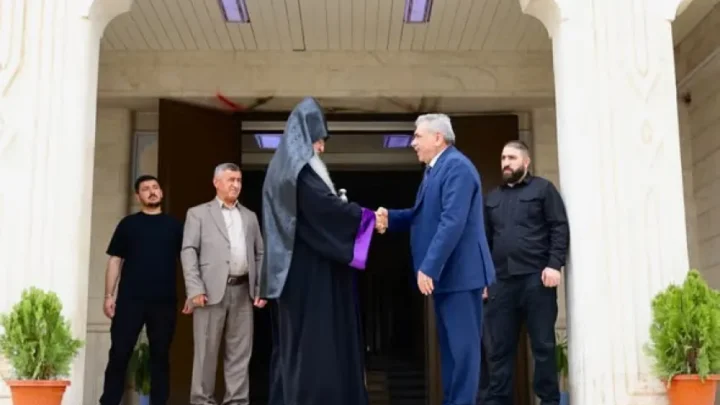 محافظ الحسكة يلتقي مطران الأرمن الأرثوذكس لأبرشية حلب وتوابعها