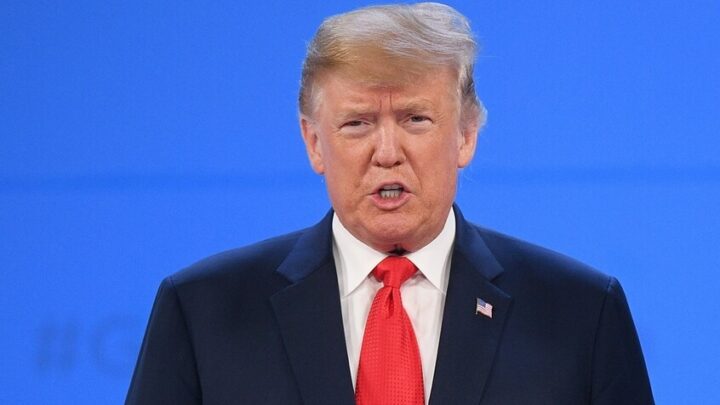 ترامب يتنبأ لبريطانيا بالإفلاس إذا لم تبدأ في التنقيب عن النفط ببحر الشمال