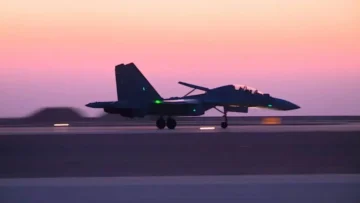 J-16 الصينية في مصر.. لماذا أثارت المقاتلة اهتمامًا واسعًا في المنطقة؟