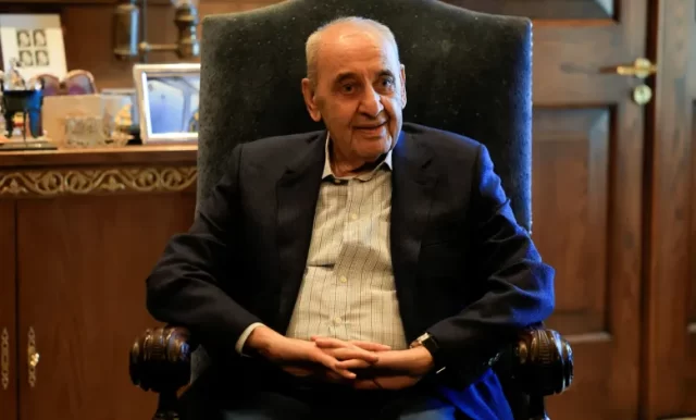 الرئيس بري يستقبل السيناتور الأميركي جيمس لانكفورد بحضور السفير عيسى