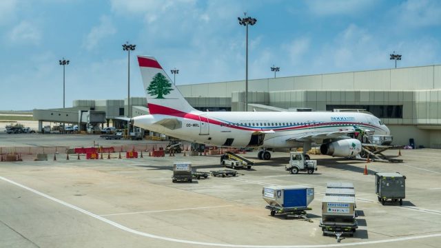 الميدل إيست» تعدّل موعد رحلة جدة المسائية الخميس