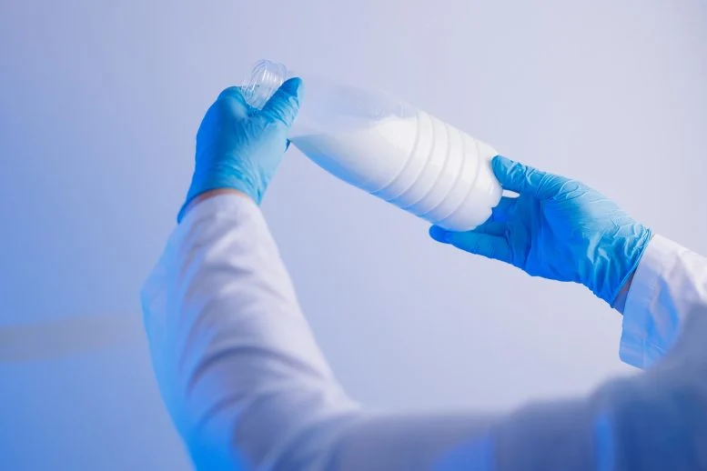 ما هو حقا داخل حليب الثدي؟ اكتشف العلماء 7 جزيئات مرتبطة بكيفية نمو الأطفال