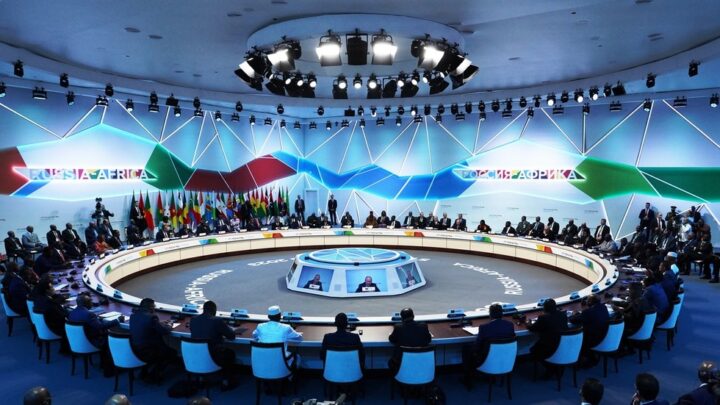القمة الروسية الإفريقية تحدد أولويات اجتماع موسكو – RT Africa