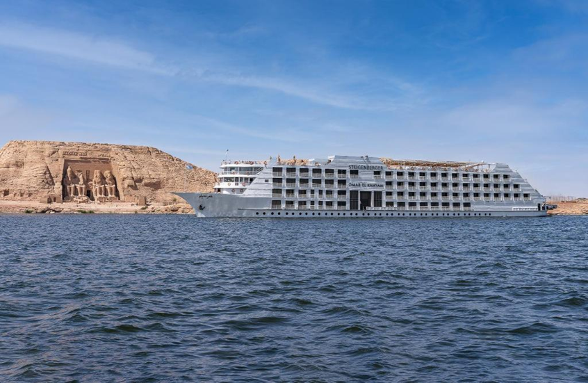 مصر.. إنقاذ باخرة سياحية تقل 99 سائحا