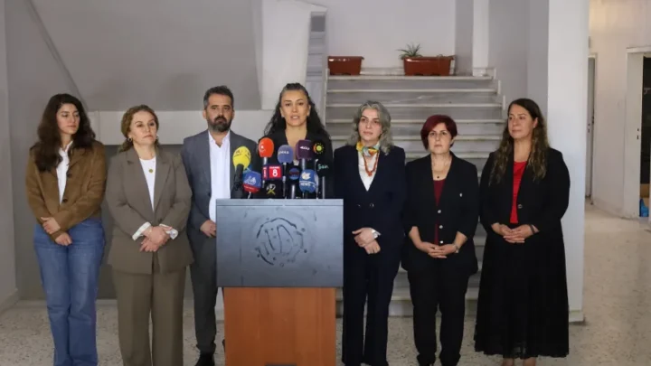 وفد شمال كردستان: نريد تنفيذ أعمال ومشاريع مشتركة مع روج آفا