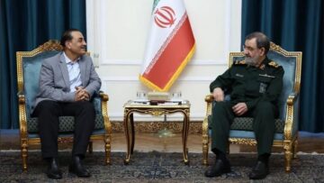 طهران لباكستان: المواد النووية ستبقی داخل ايران