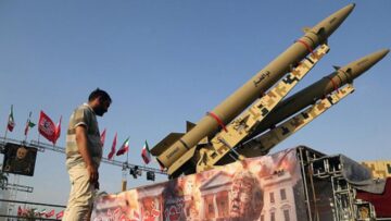 ترامب: لن نهاجم إيران قبل انتخابات التجديد النصفي.. و”إسرائيل” ترفع تأهبها لاحتمال استئناف القتال