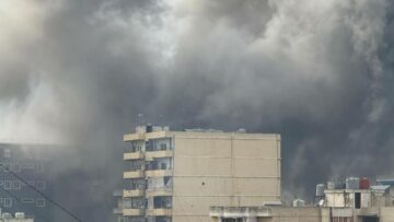 الاحتلال يشن غارات وقصف مدفعي وتفجيرات جنوب لبنان