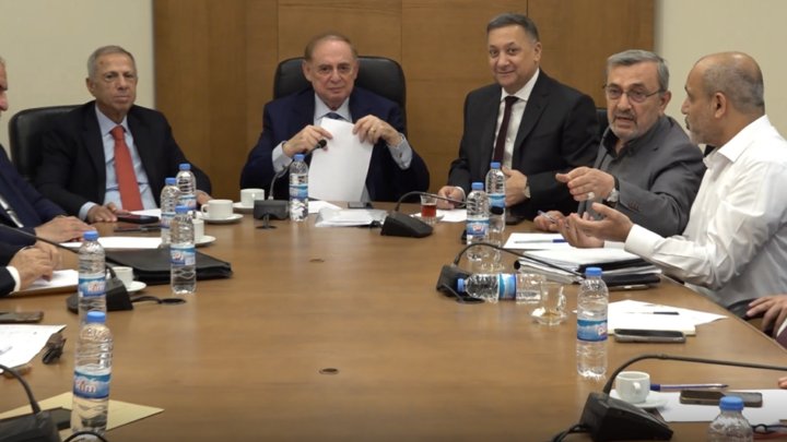 اجتماعات نيابية لبحث ملفات مالية وتربوية واقتصادية