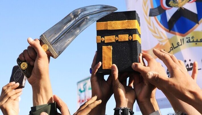 الحوثيون يهددون واشنطن بـ”تصعيد شامل” إذا تدخلت في النزاع باليمن