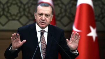 مستشار أردوغان يرجح تقديم انتخابات 2028 بما يتيح للرئيس الترشح مجددا