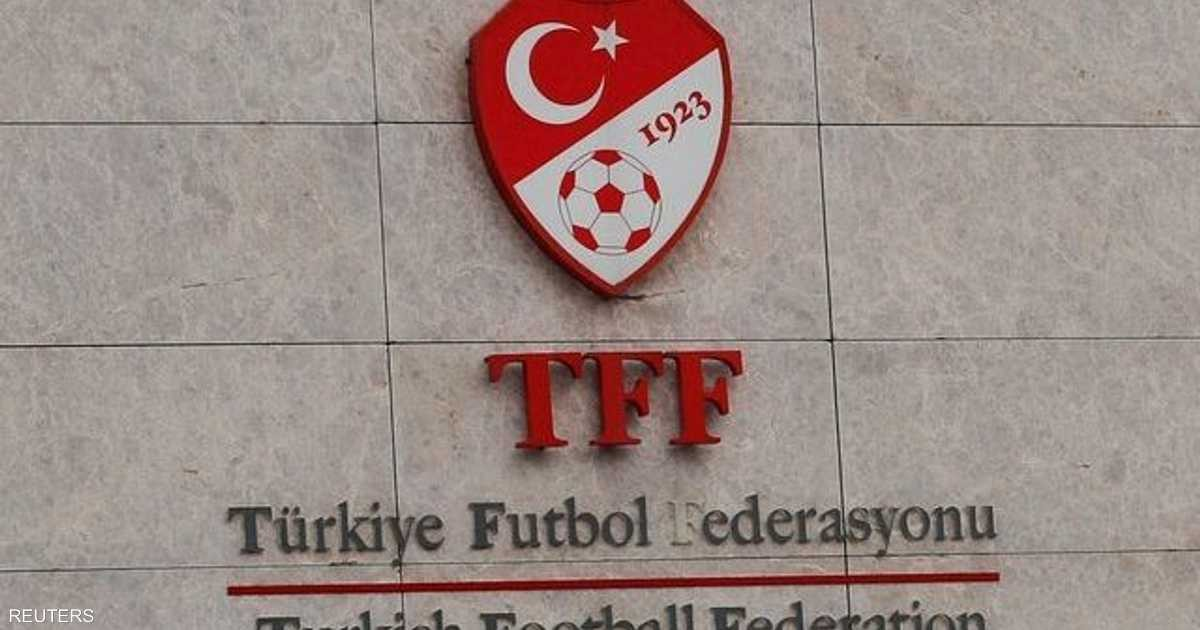 أزمة تهز الدوري التركي.. توقيف حكم في الدوري الممتاز بشبهة “بيع مباريات”