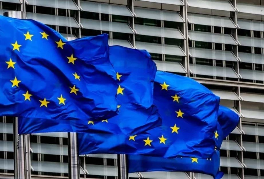 ديون الاتحاد الأوروبي تقفز إلى مستويات قياسية