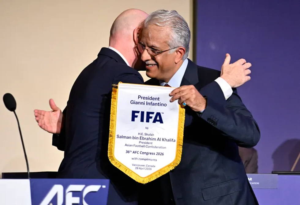 رئيس الاتحاد الآسيوي يعلق على إمكانية تأجيل كأس آسيا “السعودية 2027”