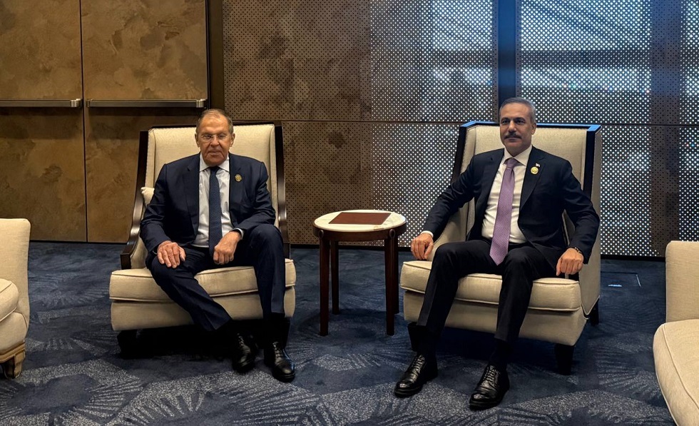 لافروف وفيدان يعقدان لقاء على هامش قمة “سيكا” في باكو