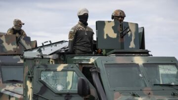 وسط تصعيد إسرائيلي.. الجيش السوري ينشر صور تدريبات صحراوية لجنوده