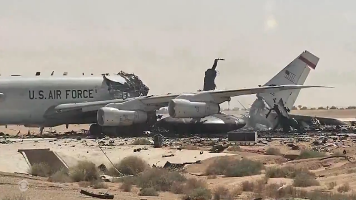 لقطات جديدة توثق حجم الدمار الذي لحق بقاعدة “بويرينغ” الأمريكية في الكويت جراء الضربات الإيرانية