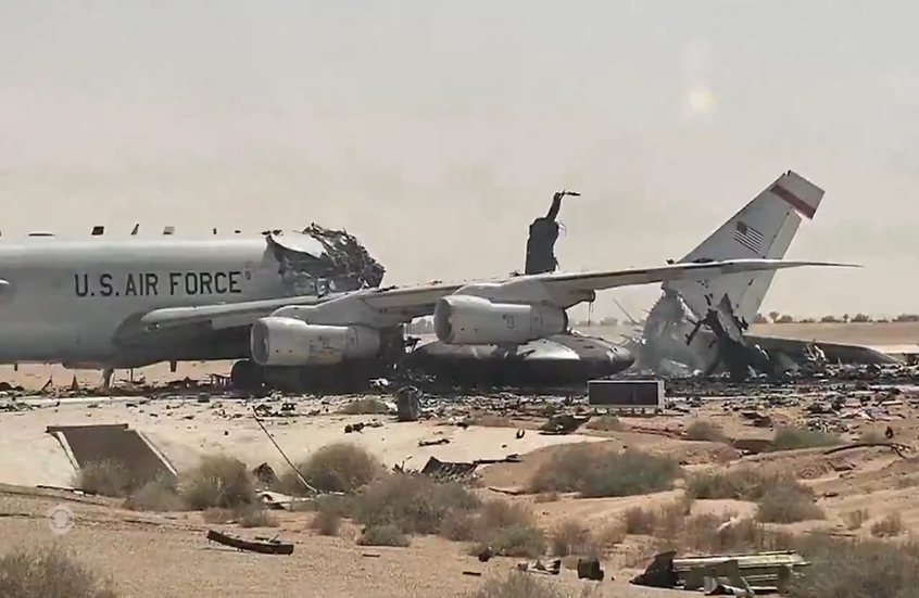 لقطات جديدة توثق حجم الدمار الذي لحق بقاعدة “بويرينغ” الأمريكية في الكويت جراء الضربات الإيرانية