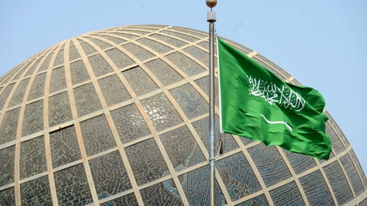بلومبرغ: الرياض تشعر بخيبة أمل من شح الدعم الذي يقدمه حلفاؤها الغربيون