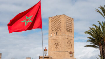 المغرب يقتني 100 مقطورة أمريكية لنقل الدبابات والمدرعات