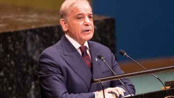 شهباز شريف يلمح إلى التزام بلاده مع السعودية “انسجاما مع اتفاقية الدفاع المشترك”