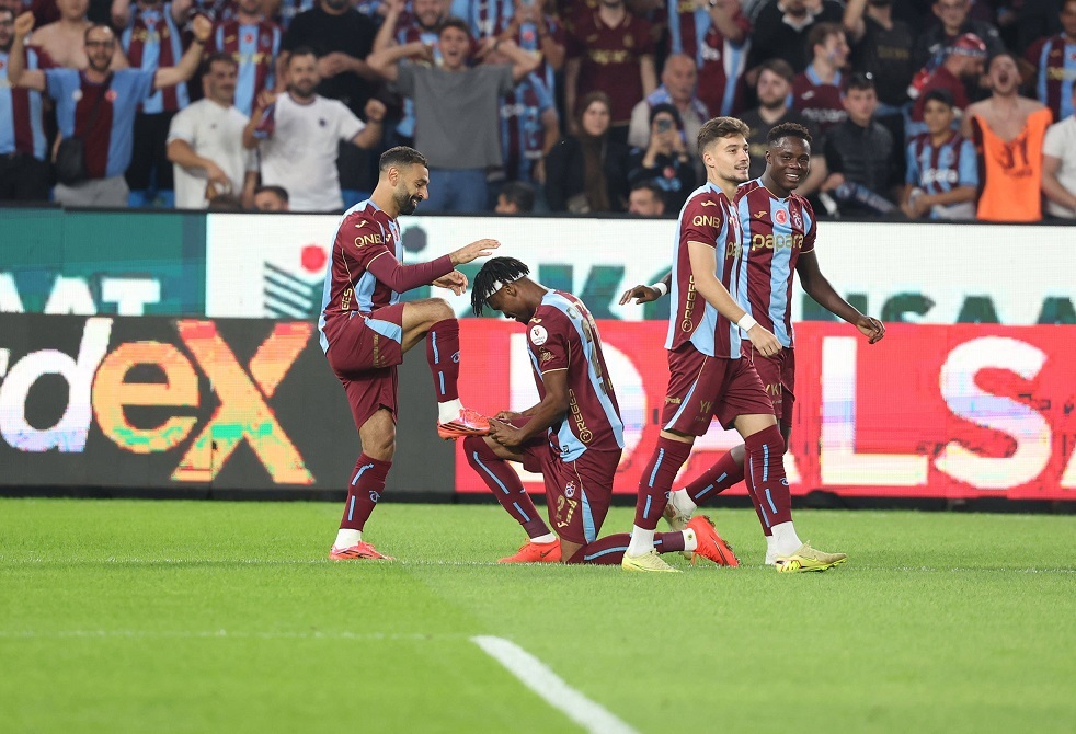 أردا توران يرفض “شيكا مفتوحا” من رئيس طرابزون سبور