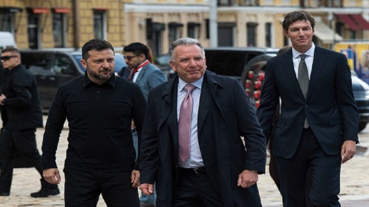 محادثات ميامي تبحث تسوية حرب أوكرانيا وترتيبات الأمن الأوروبي وسط غياب روسيا
