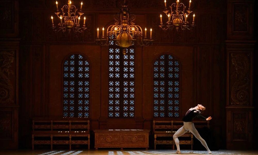 احتفلت فرقة بيرم باليه بالذكرى المئوية لتأسيسها مع جيزيل الشابة إلى الأبد