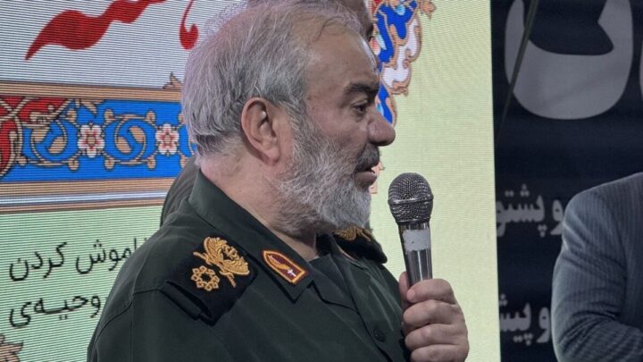 الأدميرال فدوي: إذا هاجم العدو إيران مرة أخرى سيكون ردنا أعنف بكثير