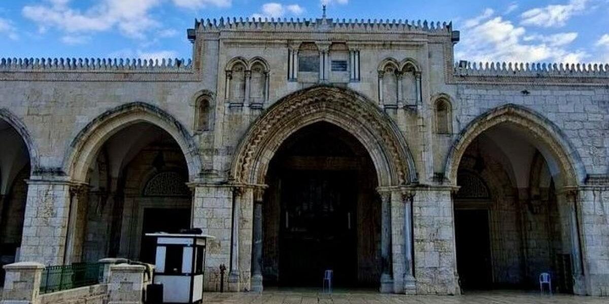 الأزهر: استمرار إغلاق الأقصى استفزاز لمشاعر المسلمين