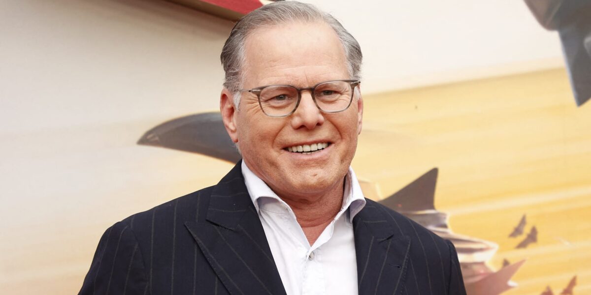 ديفيد زاسلاف WBD-Paramount يسلط الضوء على “المظلات الذهبية” للرئيس التنفيذي
