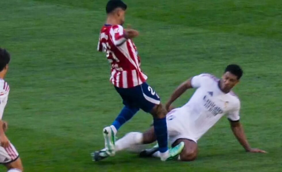 ريال مدريد يصدر بيانا عقب الخسارة القاسية أمام أتلتيكو مدريد