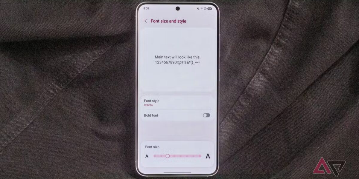 لقد كرهت القراءة على هاتفي حتى قمت بتغيير هذه الإعدادات