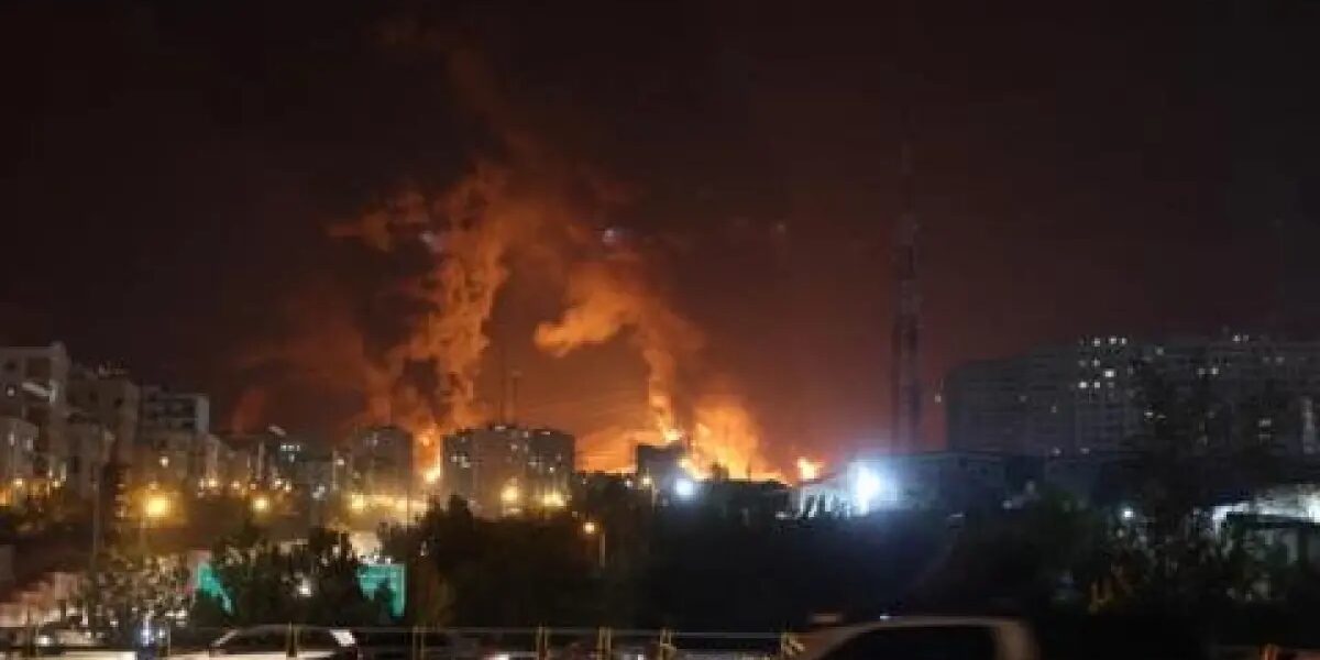 محدث قتلى وجرحى اثر هجوم إيراني كبير بصواريخ عنقودية وسط الكيان